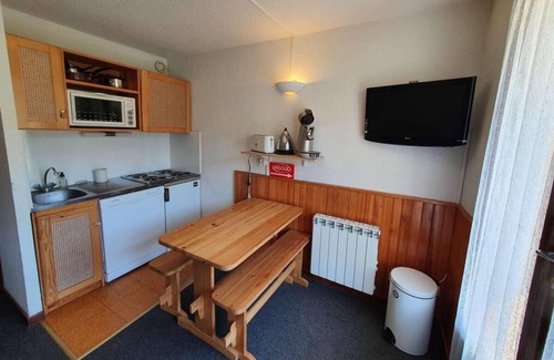 Reallon Appartement | 50m from resort center, 1st floor, balcony, ski locker, 21m², Réallon