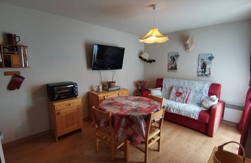 Reallon Appartement | 50m des commerces, 2ème étage, balcon, télévision, 24m², Réallon