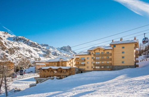 Les Boisses Appartement | A 50m de las pistas de esquí, 4.o piso, vista valle, fitness, piscina, sauna, hammam, balcón, tv