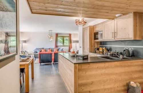 Les Boisses Appartement | À 100m des pistes de ski, 6ème étage, remise en forme, piscine, sauna, hammam, balcon, télévision