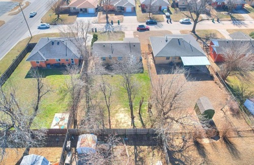 Central Oklahoma City Maison | 51ST PLACE // CLEAN AND QUIET // WIFI
