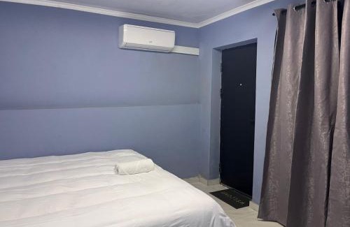 Berea Appartement | 52 Weston Holiday Studios