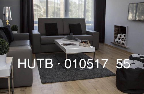 La Maternitat i Sant Ramon Appartement | 54. Futbol B32 Apartment