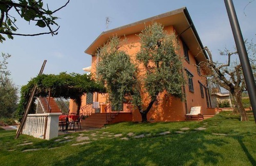 Massa e Cozzile Appartement | 54 m² Appartement ∙ 2 chambres ∙ 5 personnes