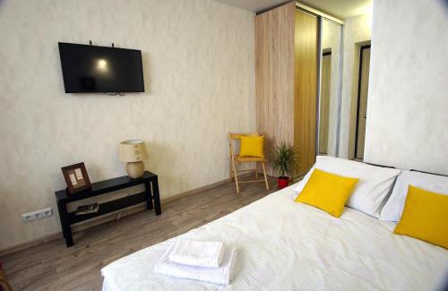 Dzerzhyns'kyi District Appartement | 54a Tselinogradskaia Str at Alekseevka underground