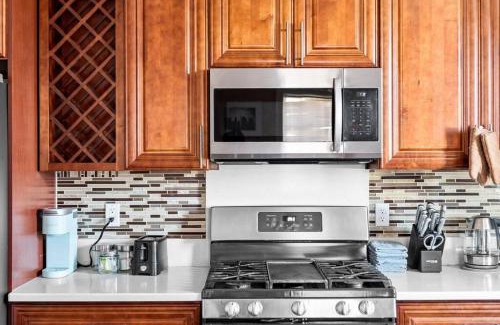 Quincy Appartement | 555-2 6BR Quincy - Spacious Apt near Perry Beach