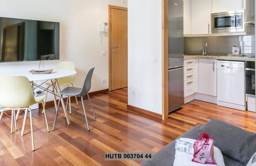 Les Corts Appartement | 56. Anglesola apartment