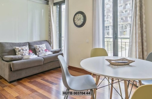 Les Corts Appartement | 56. Anglesola apartment