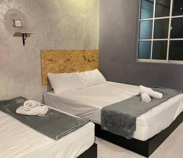 Taman Tun Sambanthan Appartement | 56 Glory 3min to beach private swimming pool BBQ Steamboat