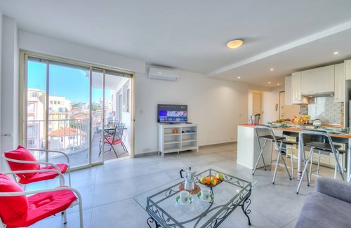 Juan-les-Pins Appartement | 56 m² Appartement ∙ 2 chambres ∙ 5 personnes