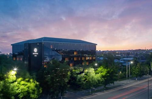 Shymkent Hôtel | 56 m² Hôtel ∙ 127 personnes