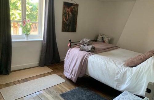 Chatelus-le-Marcheix Maison | 5Arsouze
