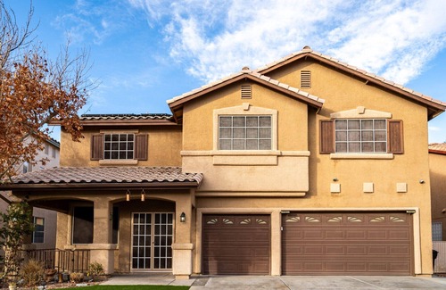 Gibson Springs Maison | 5BR 3BA Clean, family friendly entire home w pool, spa, games, tvs, and more