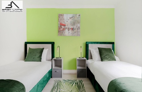 Redbridge Maison | *5BR house*Free Parking*offA12*Families*Sleeps13*