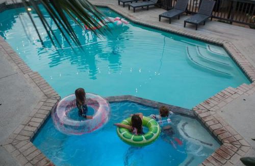 Mount Helix Maison | 5BR Oasis with Pool, Arcade, Sauna