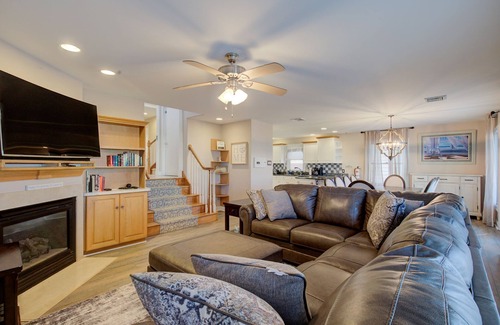 North End Maison | 5BR Steps to Beach & Boardwalk! Summer booking fast!