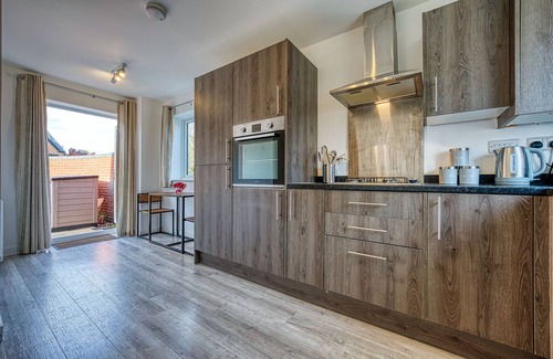 Yardley Appartement | 5BR Team Accommodation nr NEC/Airport with Parking
