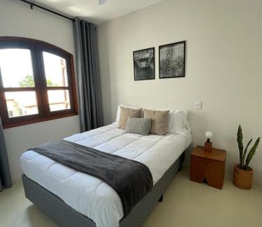 Barra da Lagoa Appartement | 5min da Orla do Itaguá, Wi-fi, Varandas e Rede