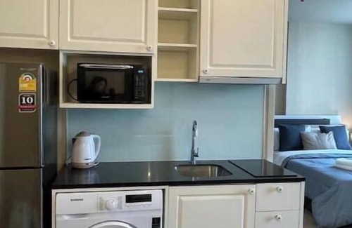 Sukhumvit Appartement | 5min»Terminal21/BTS/MRT,Kitchen,500Mbps+NFlix+2TVs