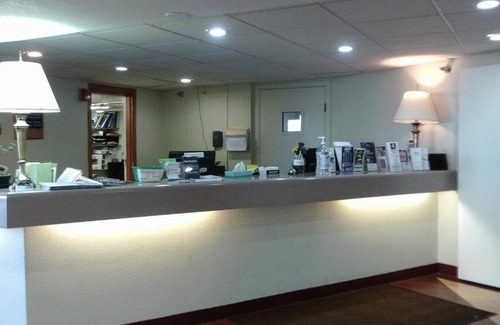 Downtown Hôtel | 5th Avenue Inn & Suites