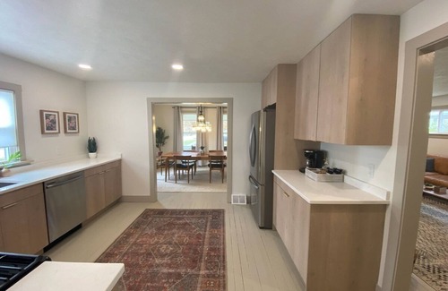 Fairport Harbor Maison | 5th St Getaway · Totally renovated large family getaway! King bed