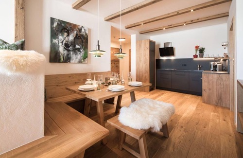 Warth Appartement | 6-11 person chalet - Lux Alp Chalet
