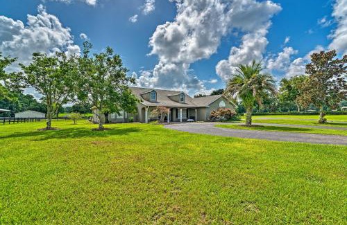 Fellowship Maison | 6-Acre Retreat Less Than 3 Mi to WEC and Less Than 10 Mi to HITS!