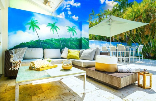 Harbor Beach Maison | Luxury 6 Bedroom Beach House | Heated Saltwater Pool + Game Room