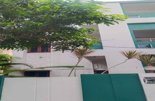 Visakhapatnam Appartement | 6 Beach facing Hotel Suites in Lovely R.K. Beach, Visakhapatnam, with AC, WiFi