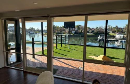 Patterson Lakes Maison | 6-Bed Lake Escape for Families & Friends