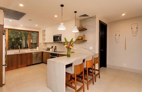 Papagayo Peninsula Villa | 6-bed Villa in Papagayo w/ Luxe Amenities, Private Beaches, Concierge, Golf Cart