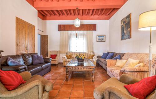 Tocon Maison | 6 Bedroom Beautiful Home In Tocon