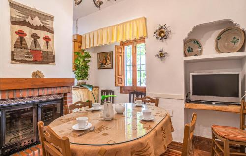 Tocon Maison | 6 Bedroom Beautiful Home In Tocon