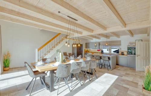 Dagebuell Maison | 6 Bedroom Stunning Home In Dagebüll