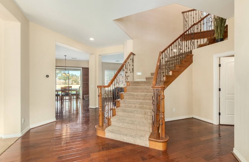 Queen Creek Maison | ❤️ 6 BEDROOMS, 5000sf, ARCADE, NEW JETTED SPA - SLEEPS 25 ❤️