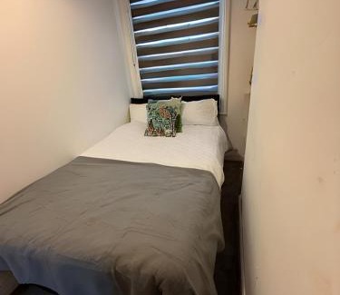 Kings Cross St. Pancras Appartement | 6 Bedrooms Entire House in King's Cross