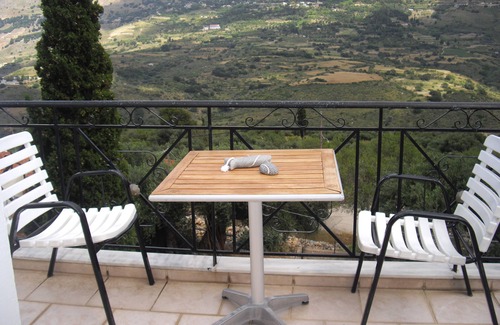 Zola Appartement | # 6 Christos Studios