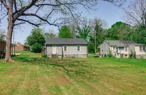 Kings Mountain Maison | 6 Mi to Crowders Mountain Peaceful Home with Porch