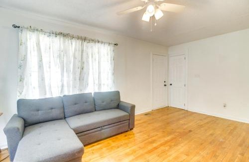 Kings Mountain Maison | 6 Mi to Crowders Mountain Peaceful Home with Porch