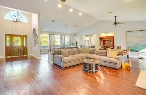 Indian River Estates Maison | 6 Mi to Dtwn Pet-Friendly Retreat in Fort Pierce!