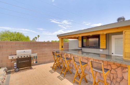 Tucson Maison | 6 Mi to Dtwn Tucson Gem with Outdoor Oasis!