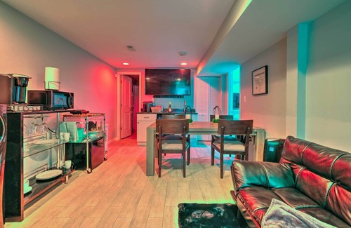 Northeast Appartement | 6 Mi to National Mall: Modern DC Apartment!