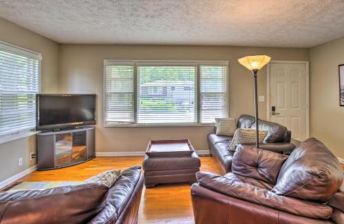 Omaha Maison | 6 Mi to Old Market Home with BBQ-Ready Patio!