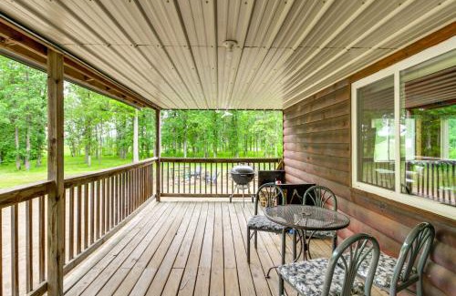 Backus Maison | 6 Mi to Spider Lake ATV Trails Cabin with Fire Pit