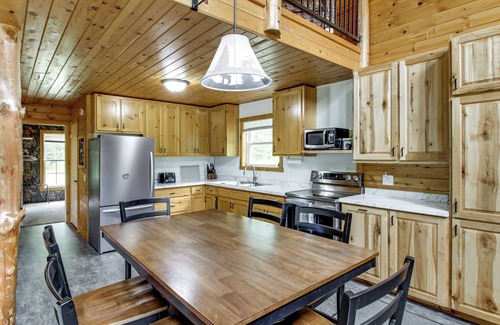 Backus Cabine | 6 Mi to Spider Lake ATV Trails: Cabin w/ Fire Pit