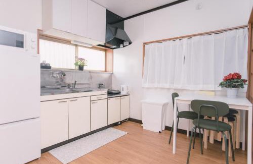 Ichikawa Appartement | 6 minutes walk from Ichikawa Station Single-family house with 3 bedrooms and 1 living room Rich living facilities around