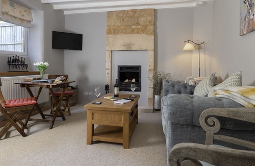 Blockley Appartement | 6 Mount Pleasant sits within a pretty terraced row of Cotswold cottages