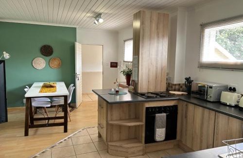 Linden Appartement | 6 Olives on Third
