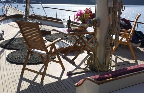 Faralya Location De Bateaux | Goélette de luxe 6 pers. www. yachttogo. com