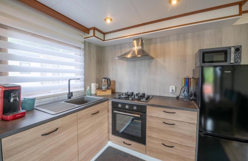 Hoek Maison | 6-person holiday chalet in a child-friendly park in Hoek